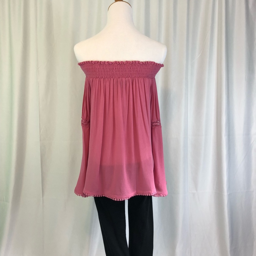 Cold Shoulder Top - Picture 3 of 6